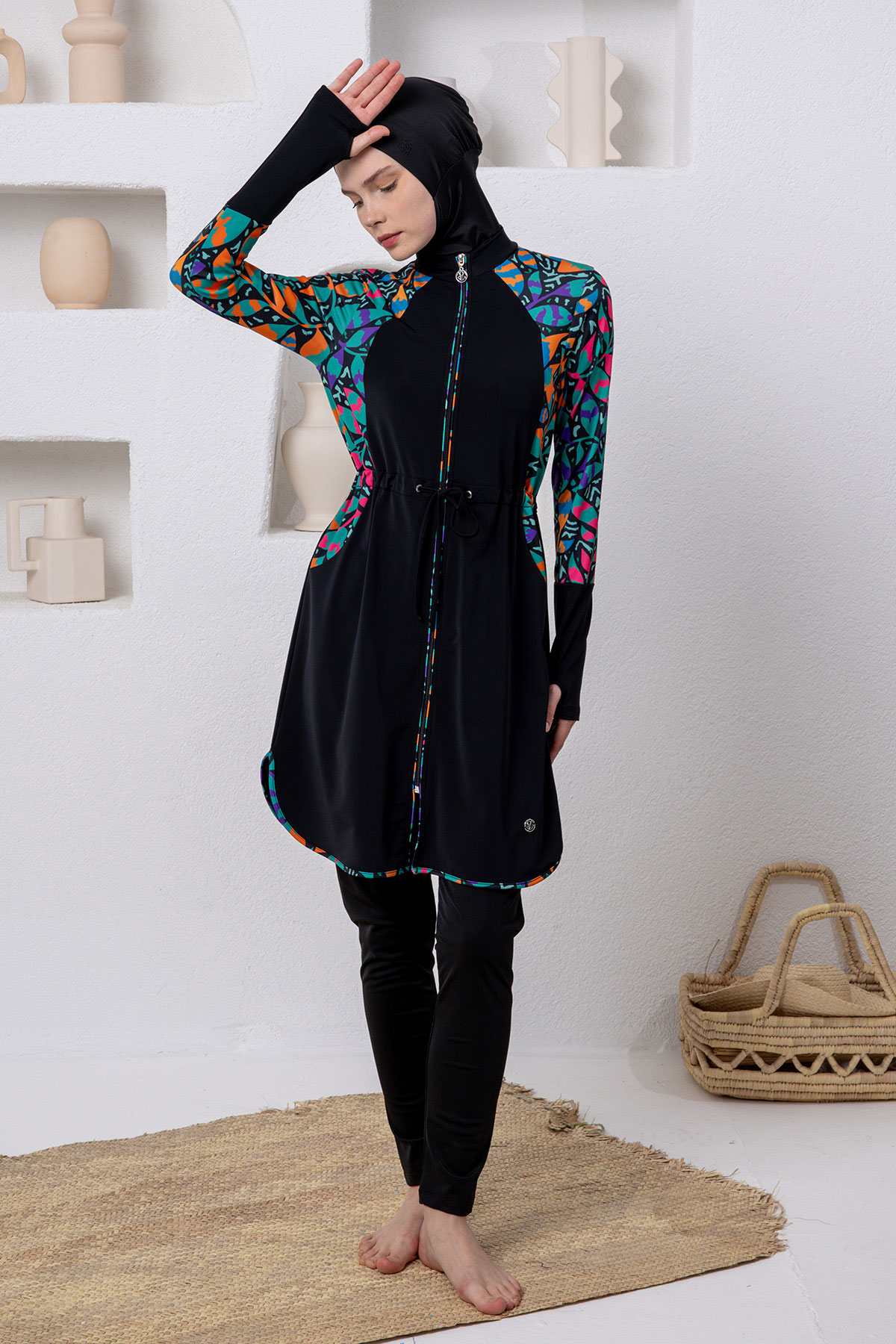 Adasea Kadın Tam Tesettür Mayo Rune Likralı Ayarlanabilir Bel Boydan Fermuarlı Desenli - Siyah - Thumbnail