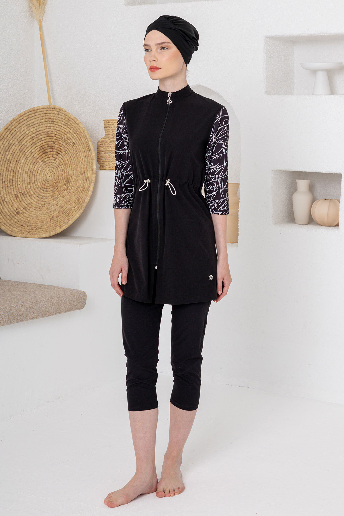 Adasea Kadın Yarı Kapalı Mayo Ande Yarım Kollu Boydan Fermuarlı - Siyah - Thumbnail