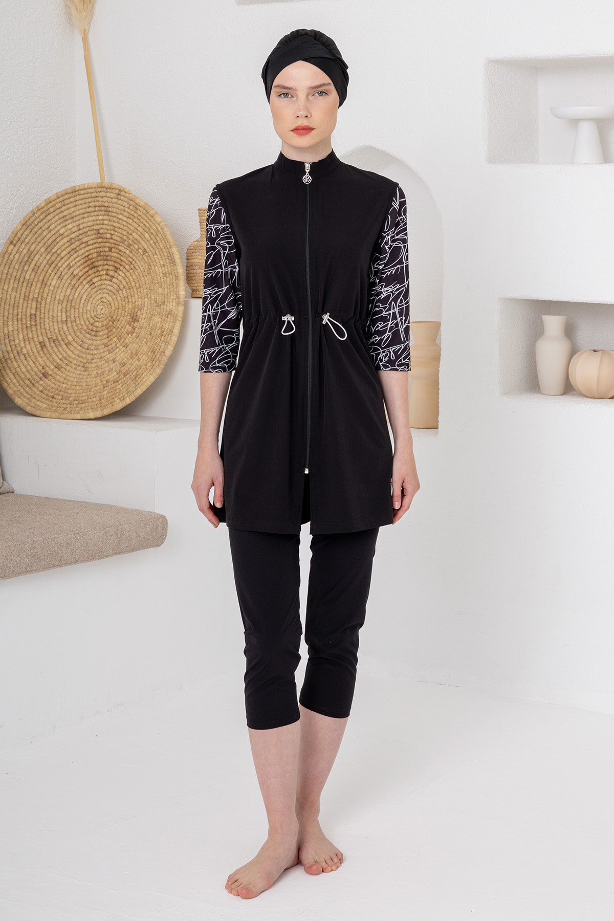 Adasea Kadın Yarı Kapalı Mayo Ande Yarım Kollu Boydan Fermuarlı - Siyah - Thumbnail