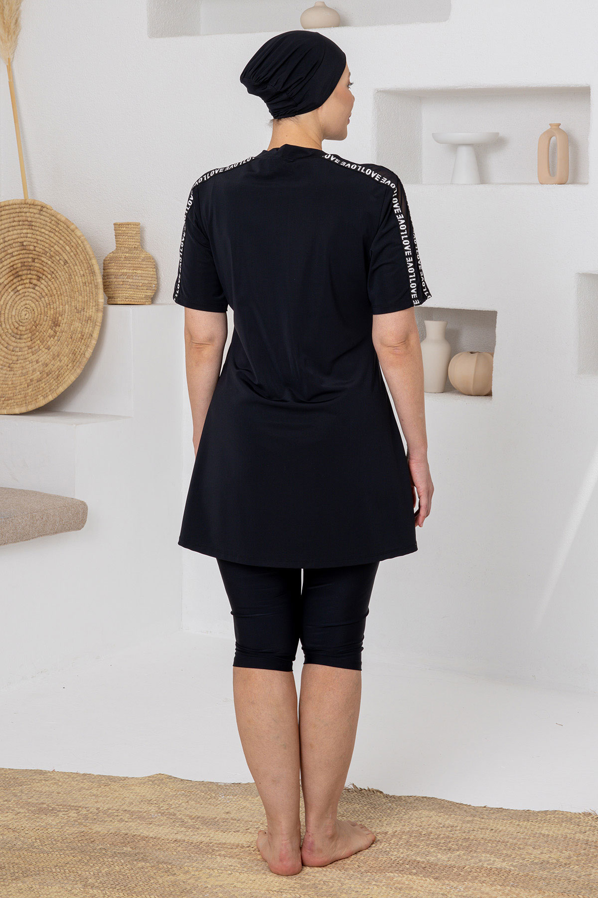 Adasea Kadın Yarı Kapalı Mayo Büyük Beden Alex Kısa Kollu Likralı Love Yazılı - Siyah - Thumbnail