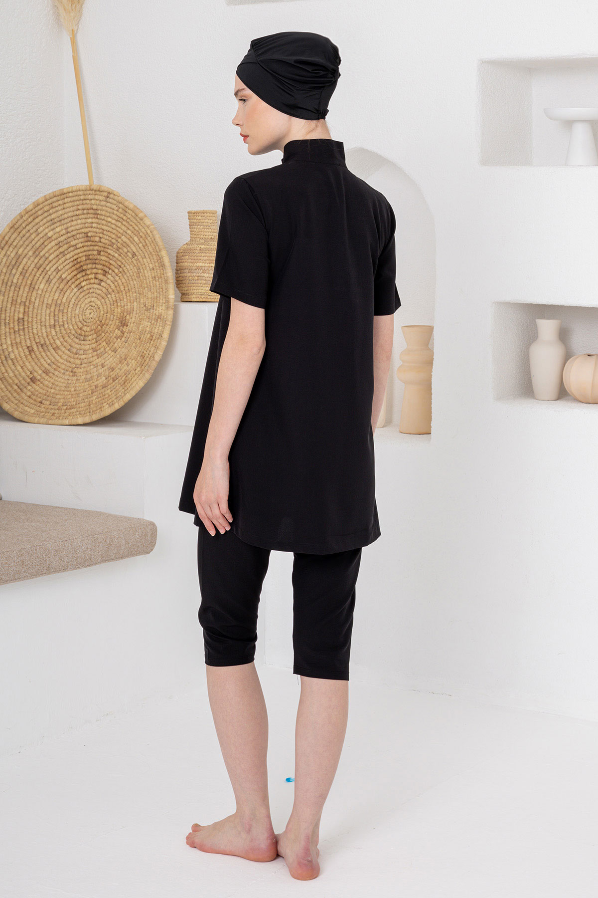 Adasea Kadın Yarı Kapalı Mayo Kısa Kollu Dessi Spor Likra Yarım Fermuarlı - Siyah - Thumbnail