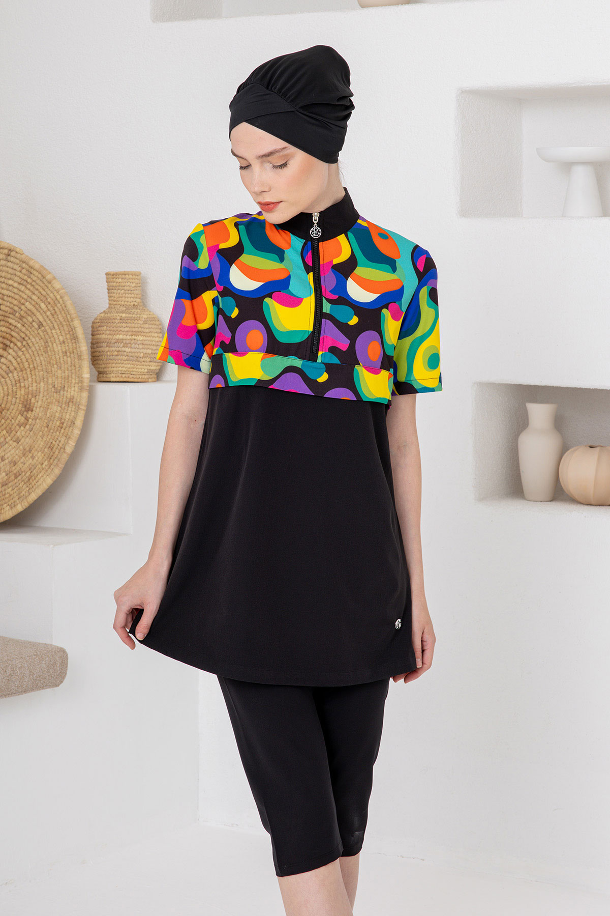 Adasea Kadın Yarı Kapalı Mayo Kısa Kollu Nermey Spor Likra Yarım Fermuarlı Üst Desenli - Siyah - Thumbnail
