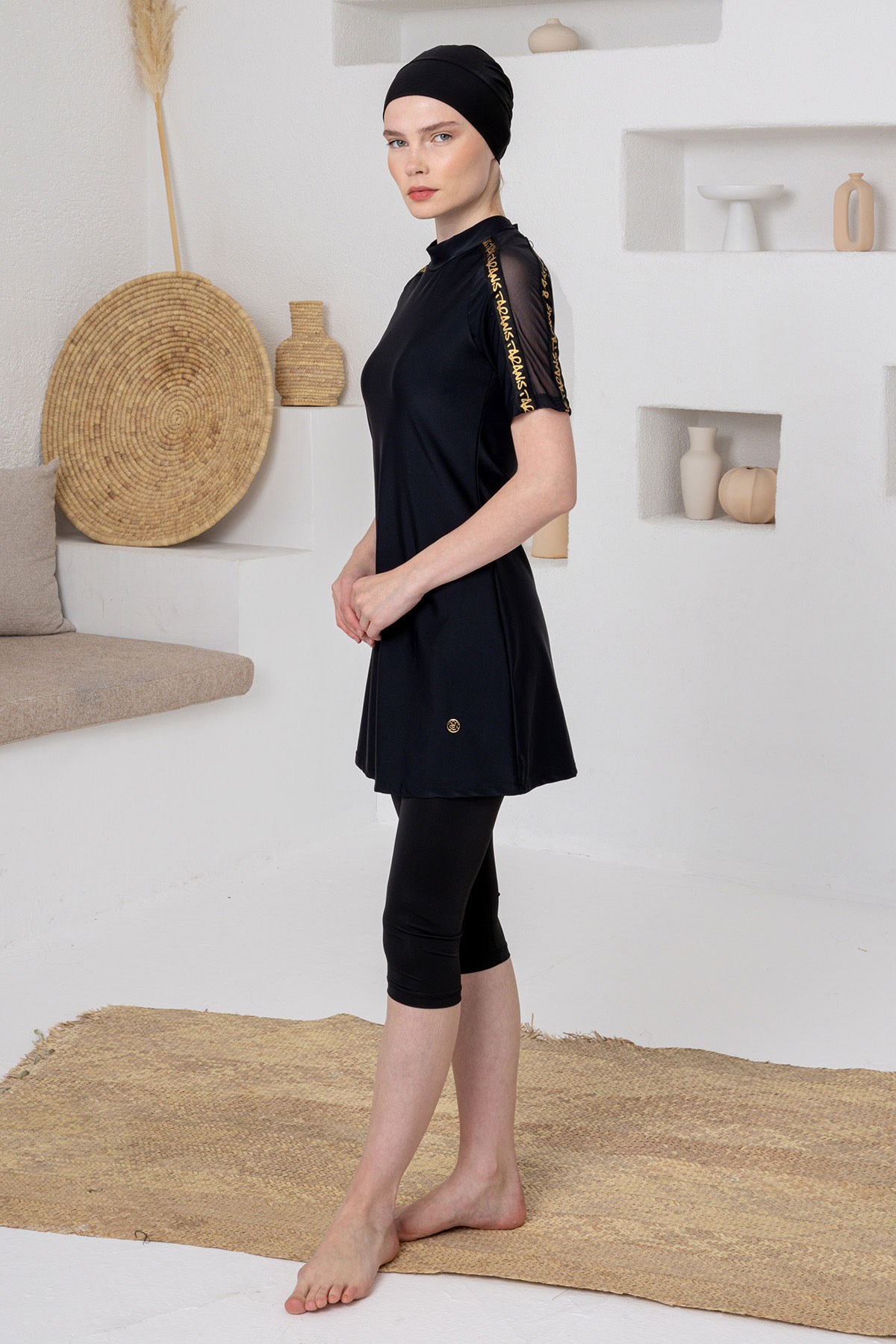 Adasea Kadın Yarı Kapalı Mayo Kısa Kollu Noe Likralı - Siyah - Thumbnail