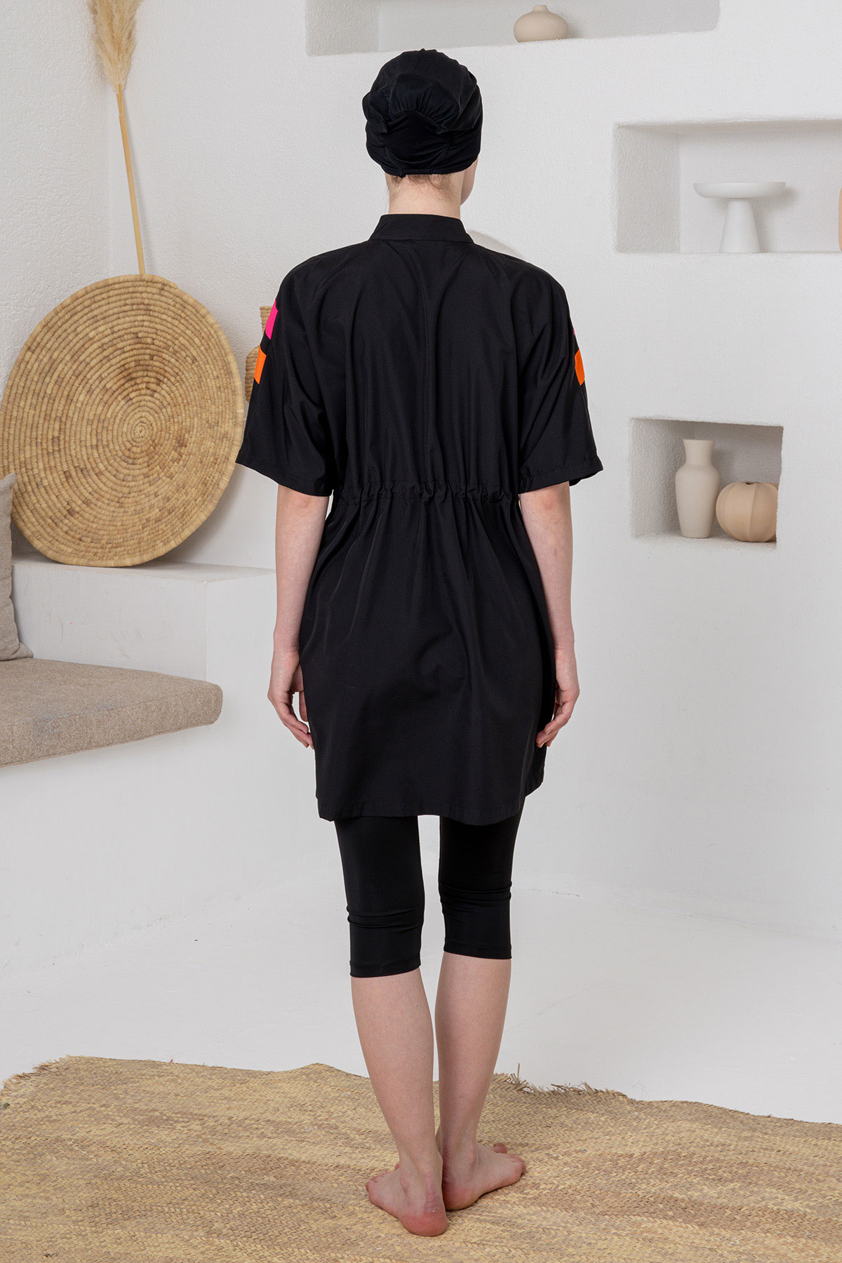 Adasea Kadın Yarı Kapalı Mayo Yarım Kollu Cassy Yarım Fermuarlı Spor Likra - Siyah - Thumbnail