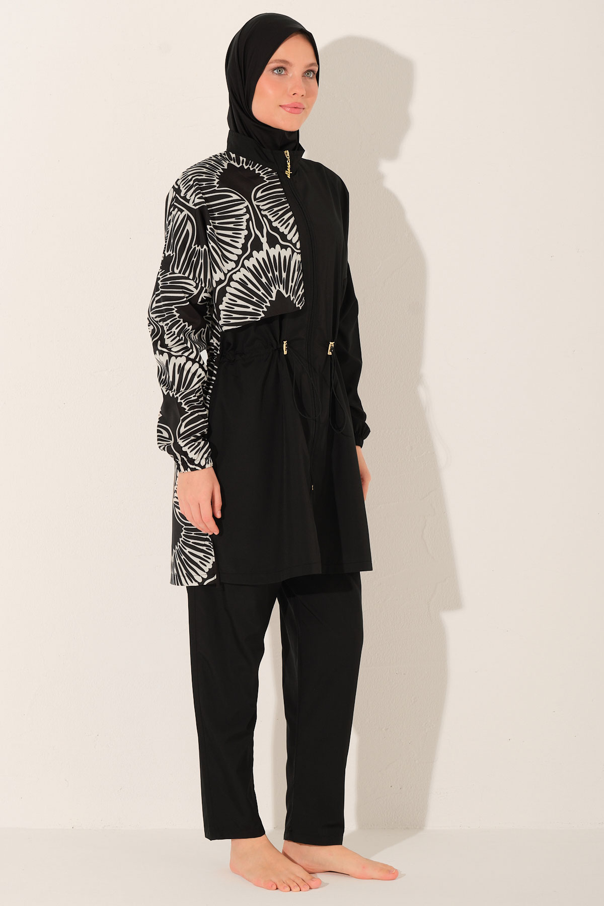 Alfasa Kadın Tam Kapalı Tesettür Mayo Beli Lastikli Paraşüt Kumaş Düz Paça Desenli - Siyah - Thumbnail