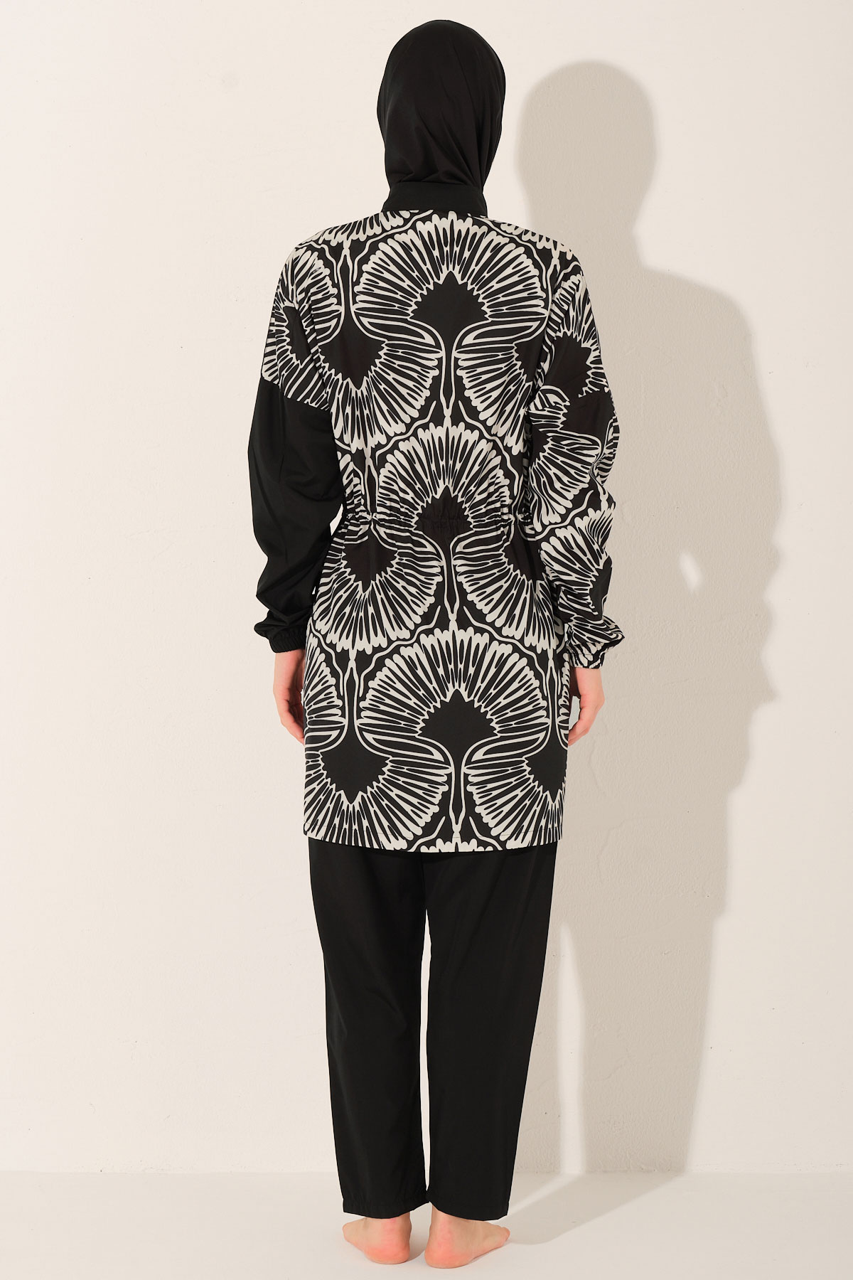 Alfasa Kadın Tam Kapalı Tesettür Mayo Beli Lastikli Paraşüt Kumaş Düz Paça Desenli - Siyah - Thumbnail