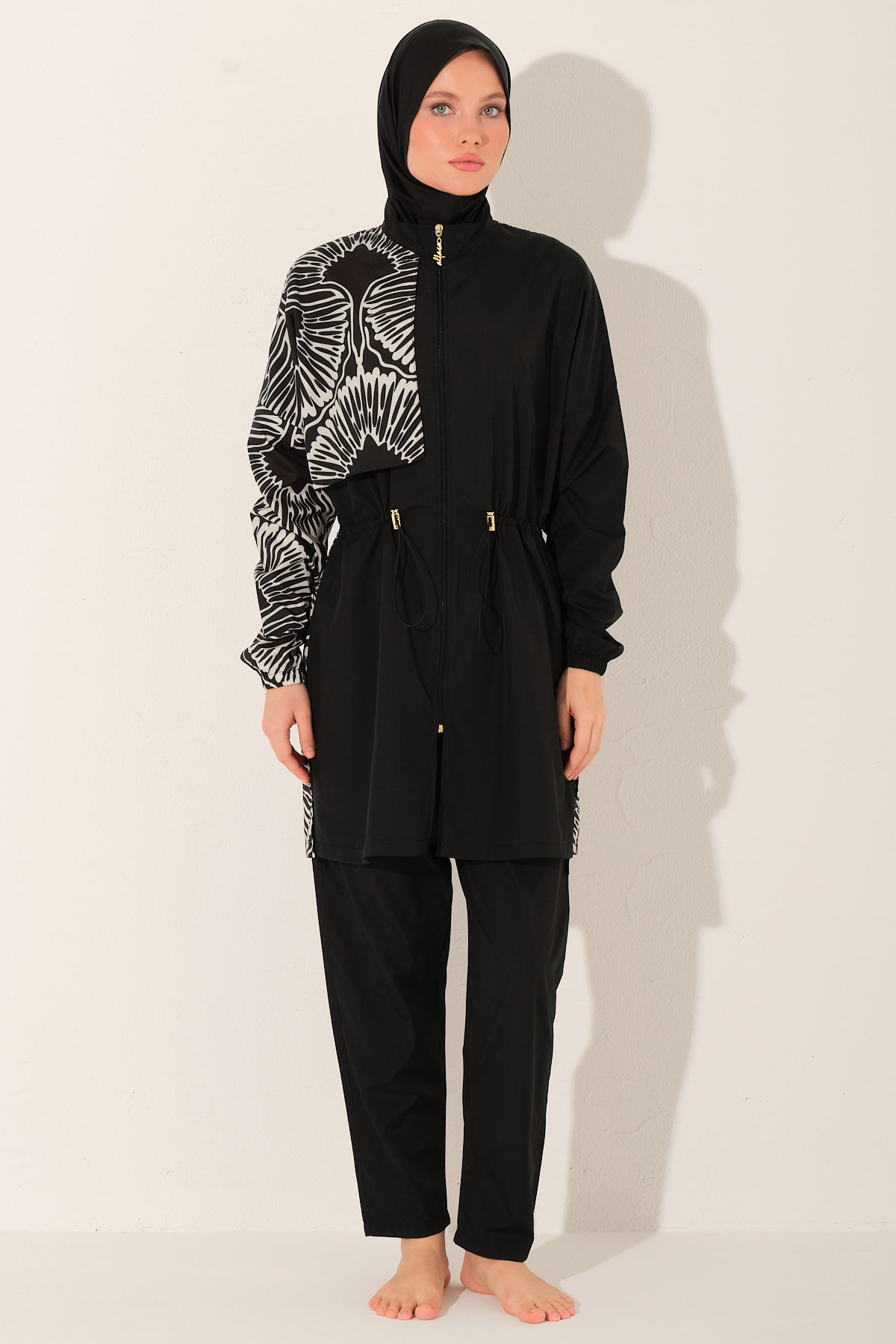 Alfasa Kadın Tam Kapalı Tesettür Mayo Beli Lastikli Paraşüt Kumaş Düz Paça Desenli - Siyah - Thumbnail