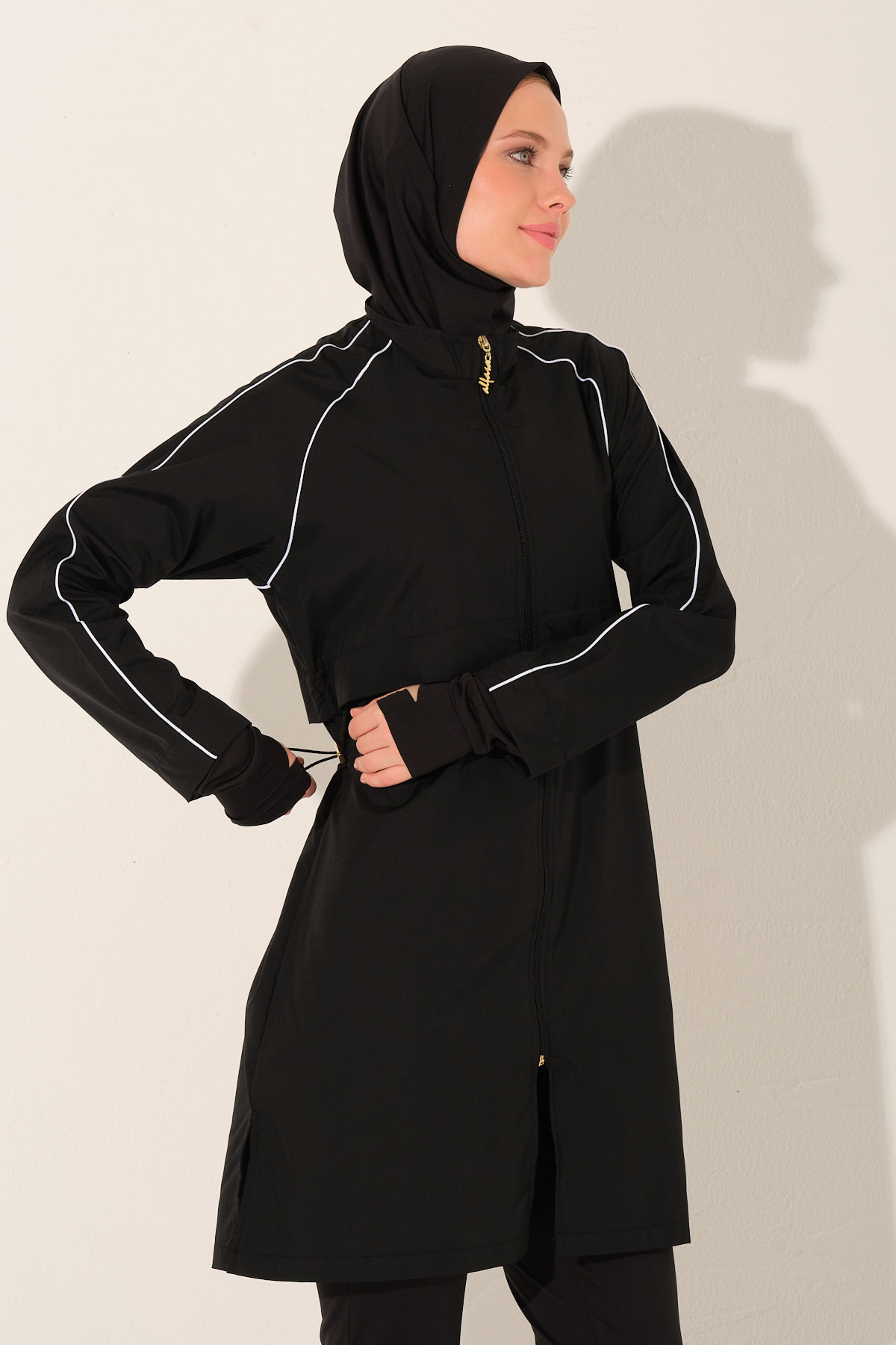 Alfasa Kadın Tam Kapalı Tesettür Mayo Crop Likralı Düz Paça Fermuarlı Biyeli - Siyah - Thumbnail