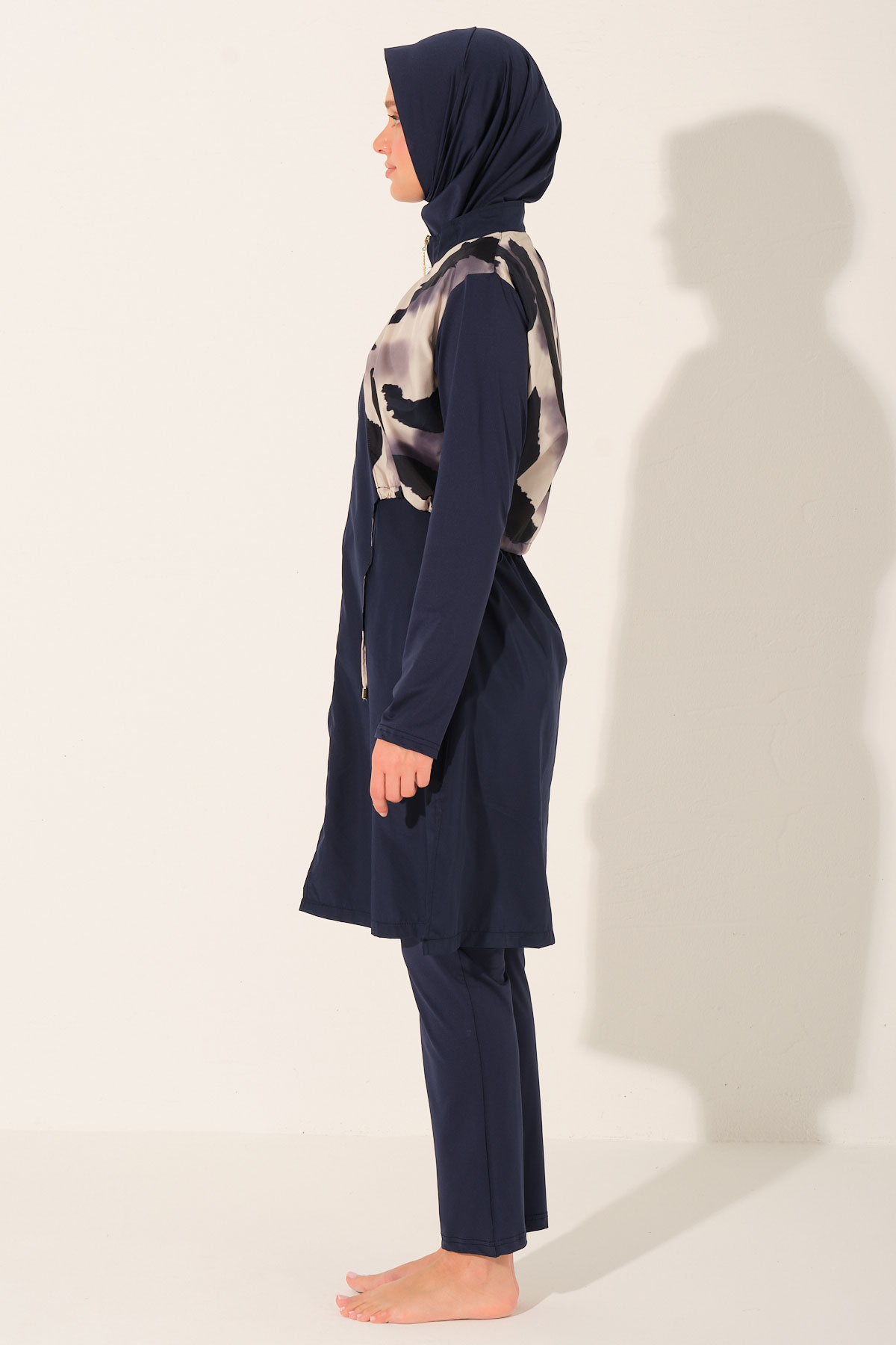 Alfasa Kadın Tam Kapalı Tesettür Mayo Croplu Düz Paça Desenli Fermuarlı - Lacivert - Thumbnail