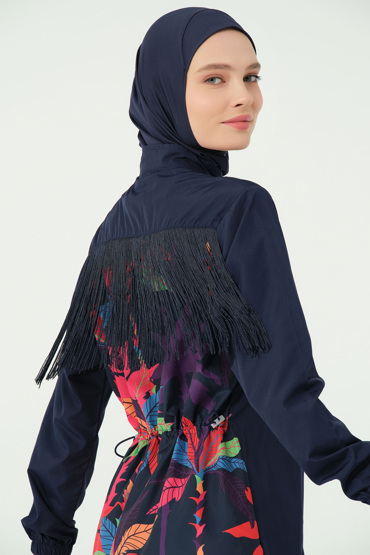 Alfasa Kadın Tam Kapalı Tesettür Mayo Fermuarlı Paraşüt Düz Paça Arka Püskül Süslemeli - Lacivert - Thumbnail