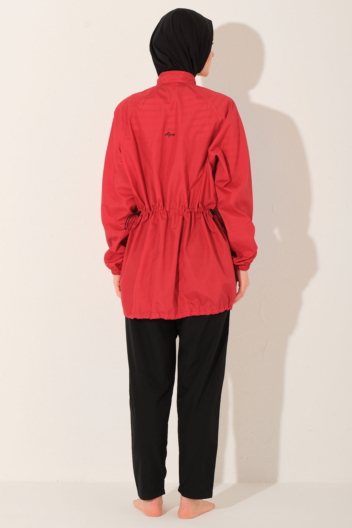 Alfasa Kadın Tam Kapalı Tesettür Mayo Paraşüt Kumaş Fermuarlı Düz Paça - Kırmızı - Thumbnail