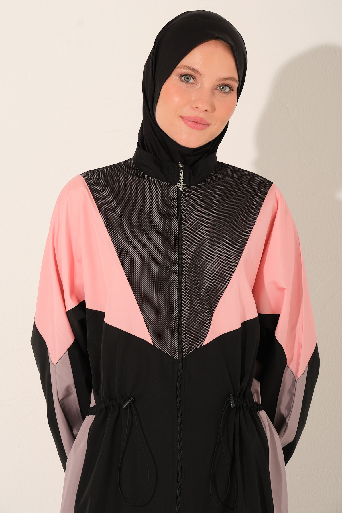 Alfasa Kadın Tam Kapalı Tesettür Mayo Uzun Fermuarlı Paraşüt Kumaş Düz Paça Parçalı - Siyah - Thumbnail