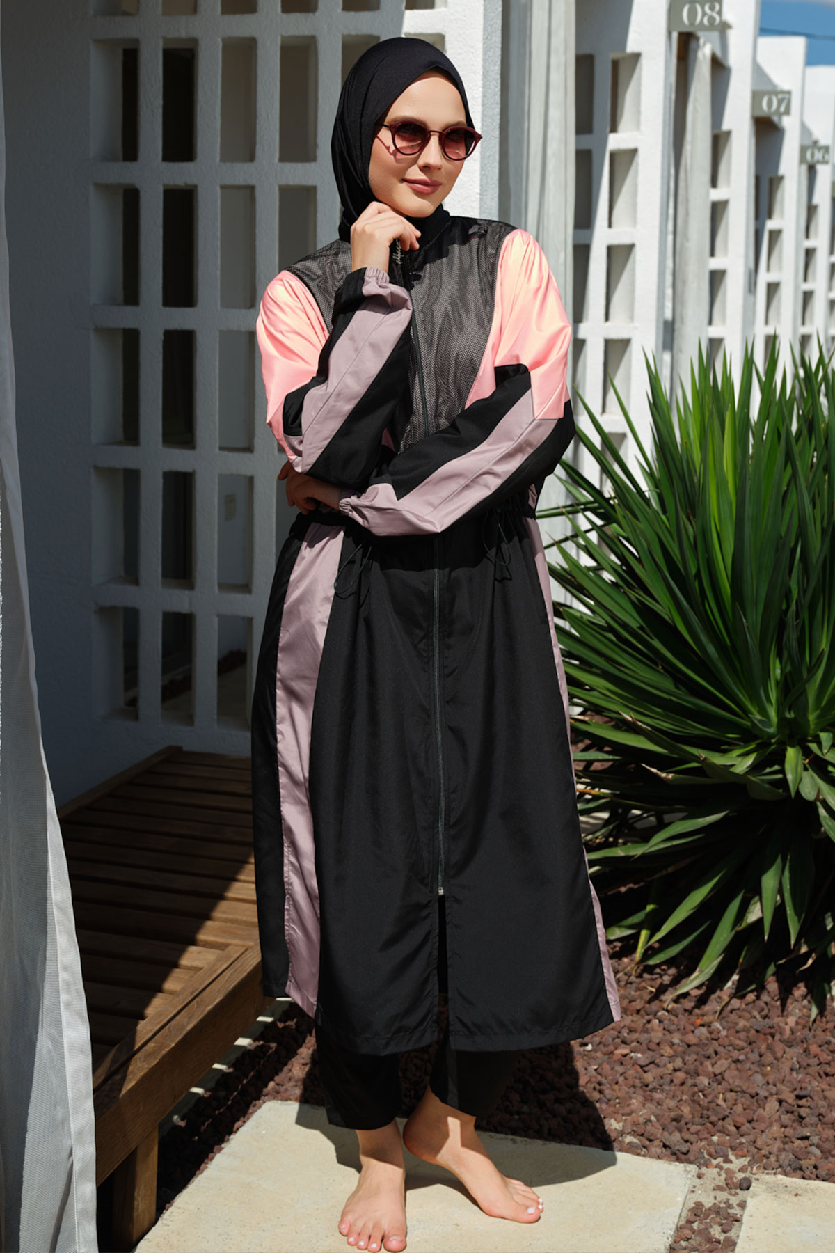 Alfasa Kadın Tam Kapalı Tesettür Mayo Uzun Fermuarlı Paraşüt Kumaş Düz Paça Parçalı - Siyah - Thumbnail