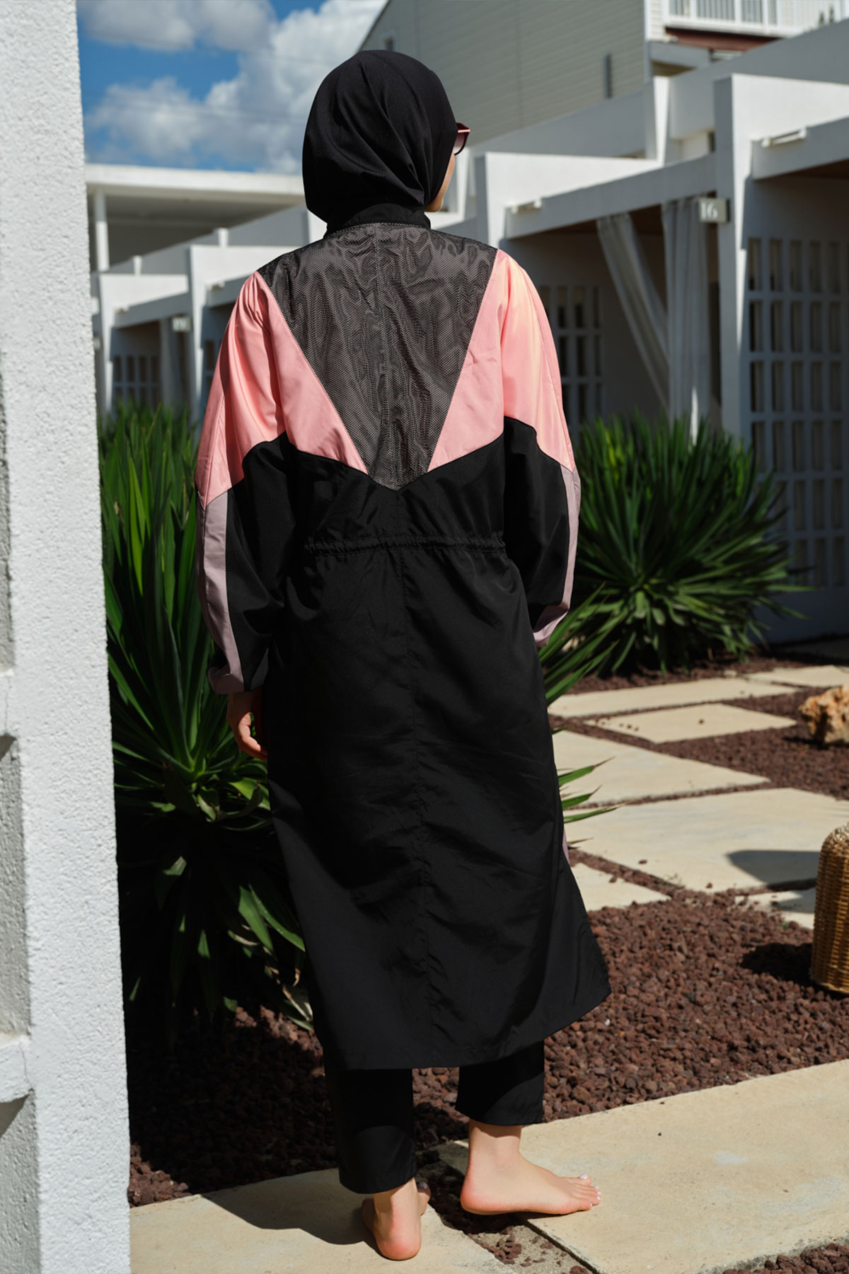 Alfasa Kadın Tam Kapalı Tesettür Mayo Uzun Fermuarlı Paraşüt Kumaş Düz Paça Parçalı - Siyah - Thumbnail