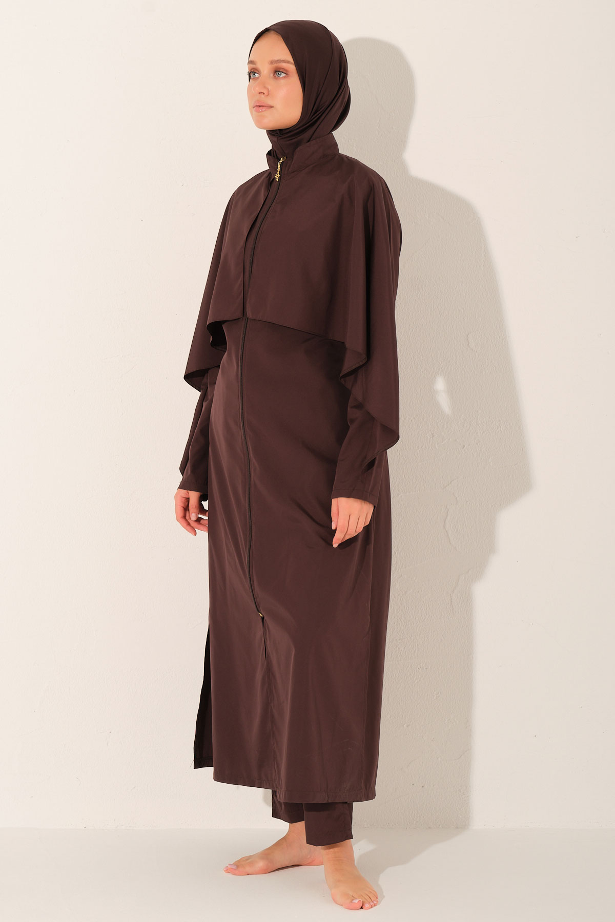 Alfasa Kadın Tam Kapalı Tesettür Mayo Volanlı Uzun Fermuarlı Paraşüt Kumaş Düz Paça - Kahverengi - Thumbnail