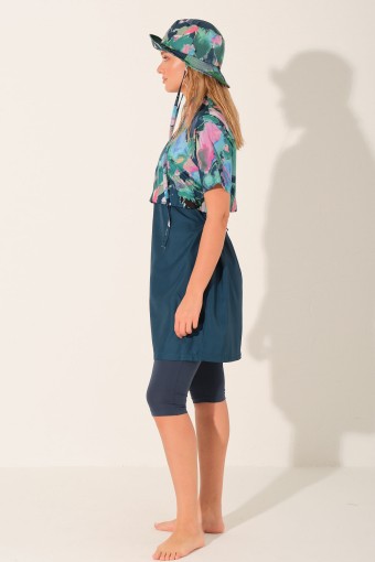 ALFASA - Alfasa Kadın Yarı Kapalı Mayo Şapkalı Croplu Kısa Kollu Desenli Yarım Fermuarlı Spor Likra - Petrol (1)