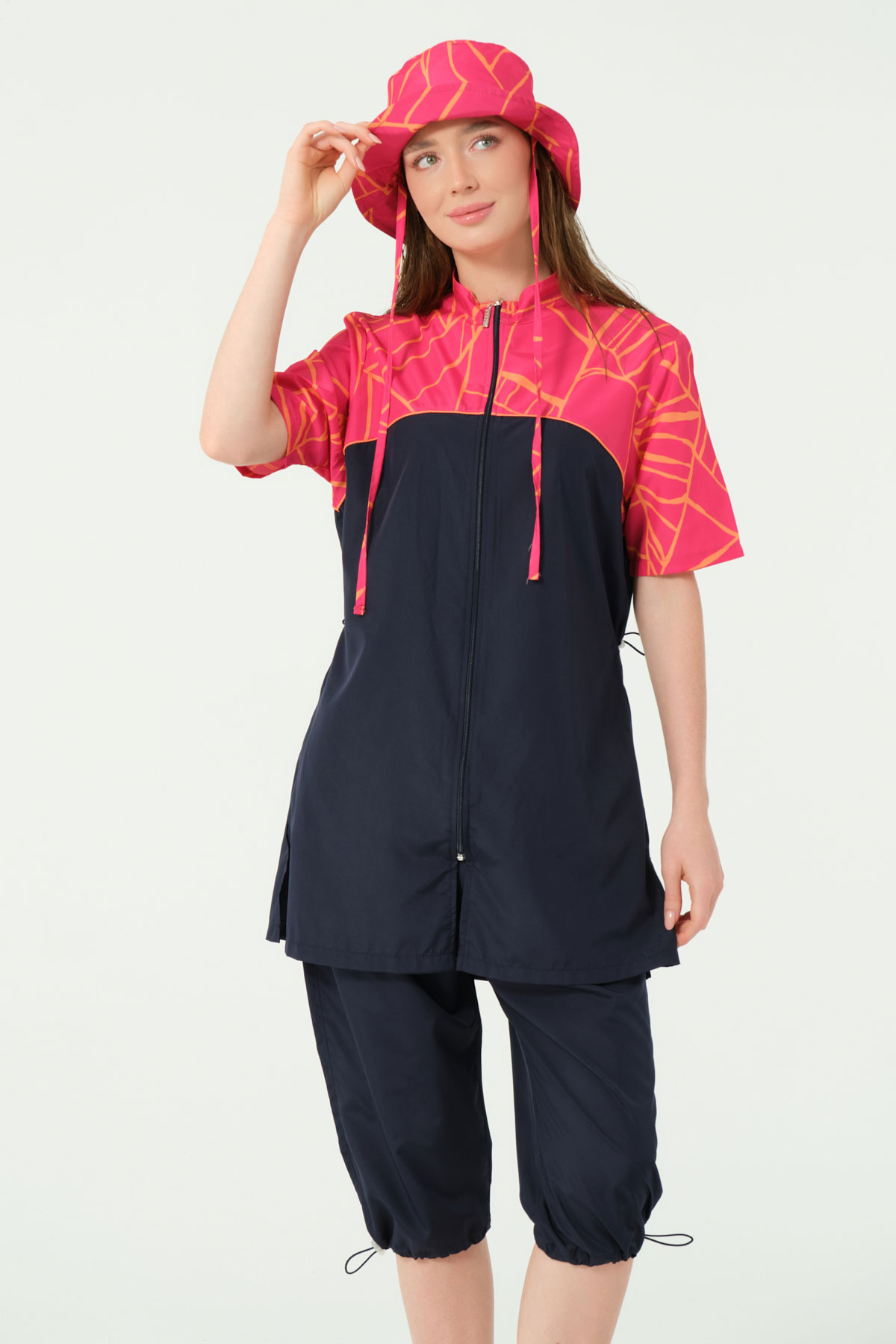 Alfasa Kadın Yarı Kapalı Mayo Şapkalı Fermuarlı Paraşüt Kumaş Desenli Paça Bel Lastikli - Lacivert - Thumbnail