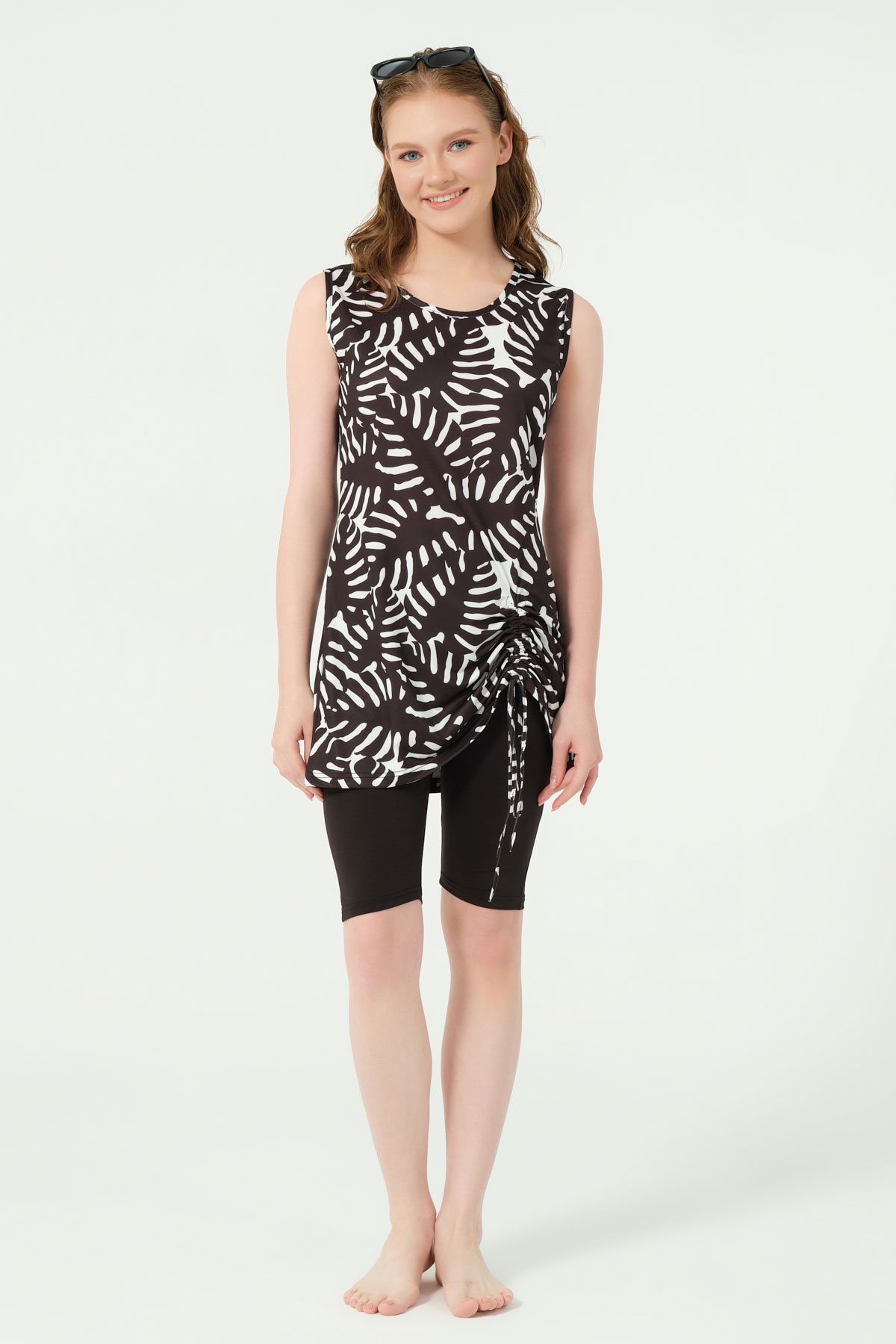 Alfasa Kadın Yarı Kapalı Mayo Sıfır Kollu Önü Toplamalı Likralı Desenli - Siyah - Thumbnail