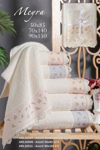 ARLİVA - Arliva Banyo Havlusu Bukle Nakışlı Dantelli 90x150 Meyra