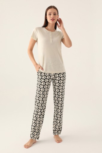 ARNETTA - Arnetta Kadın Pijama Takımı Kısa Kollu Yaka 3 Düğmeli Süprem - Kemik