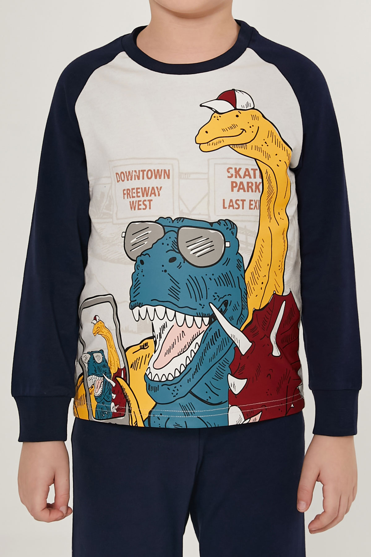 Erkek Garson Pijama Takımı Dinazor Uzun Kol Süprem Paça Manşetli - Taş - Thumbnail