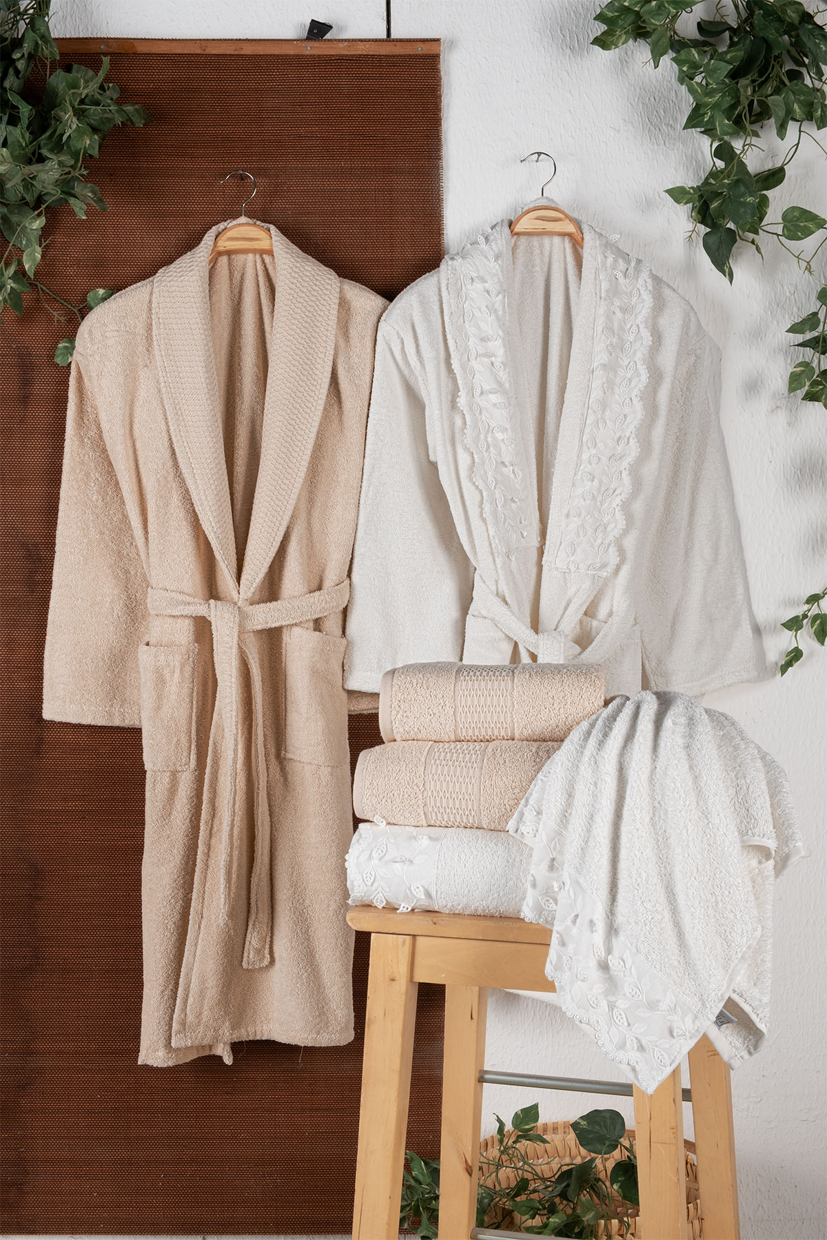 Fiesta Bornoz Seti 6 Parça 3D Bukle Güpürlü - Thumbnail