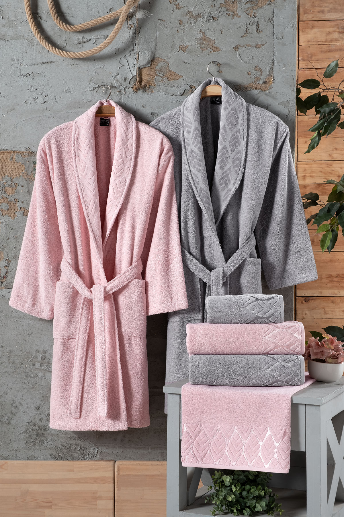 Fiesta Bornoz Seti 6 Parça Elite Kısmı Kadife Jakarlı - Thumbnail