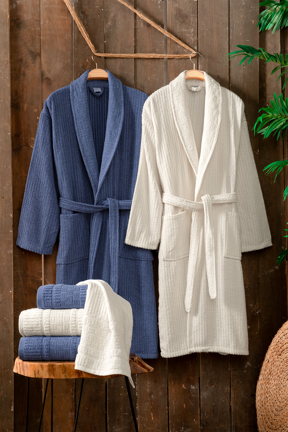 Fiesta Bornoz Seti Luxury Bürümcük Jakarlı 6 Parça - Thumbnail