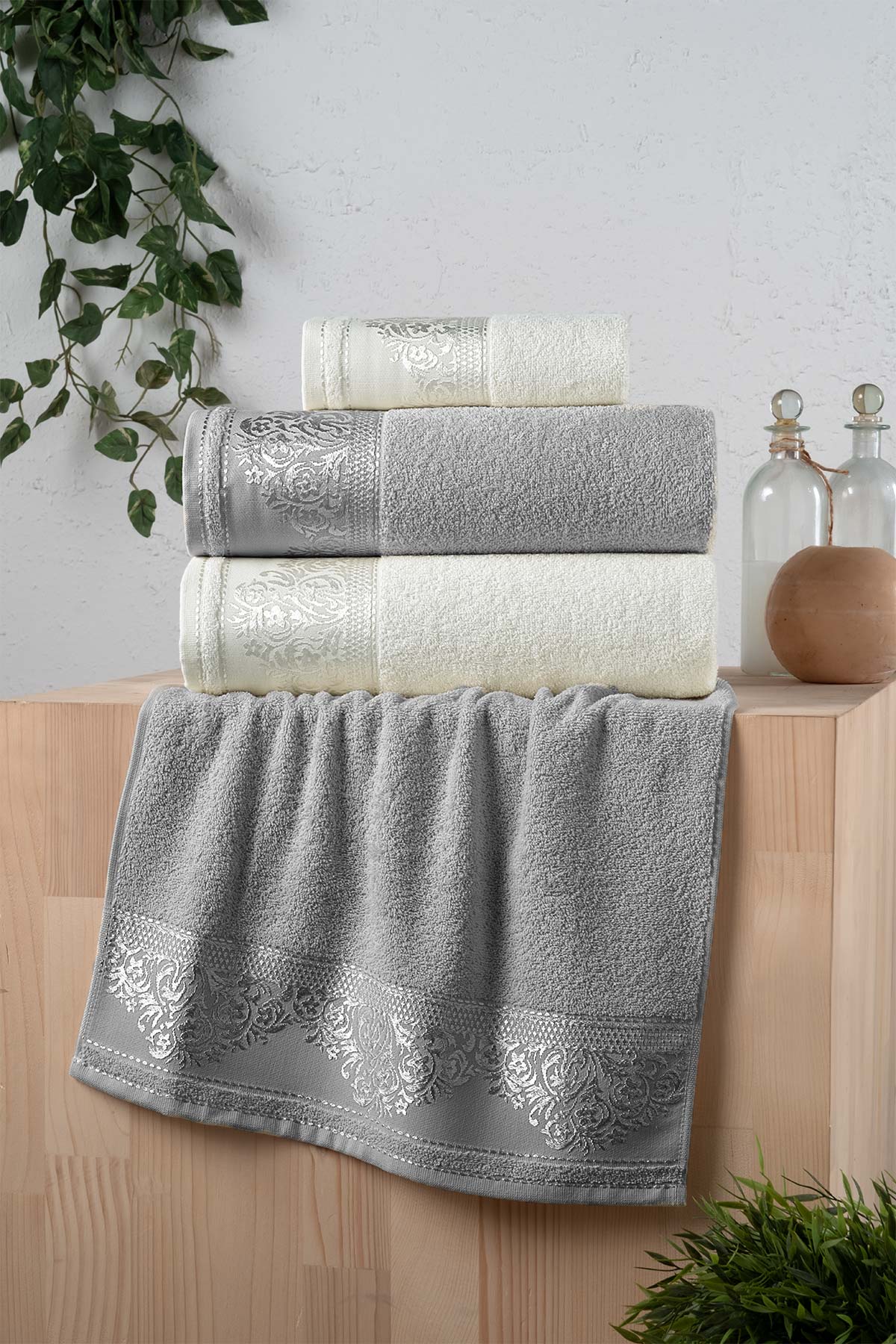 Fiesta Bukle Jakarlı Hamam Takımı - Thumbnail