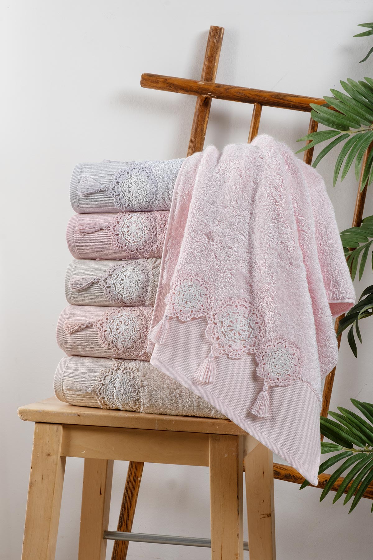 Fiesta El Yüz Havlusu Bambu Süzene Püskül Dantelli 50x90 - Thumbnail