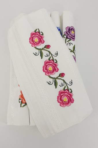 FIESTA - Fiesta El-Yüz Havlusu Moda Renkli Kanaviçe Nakışlı 50x90 (1)
