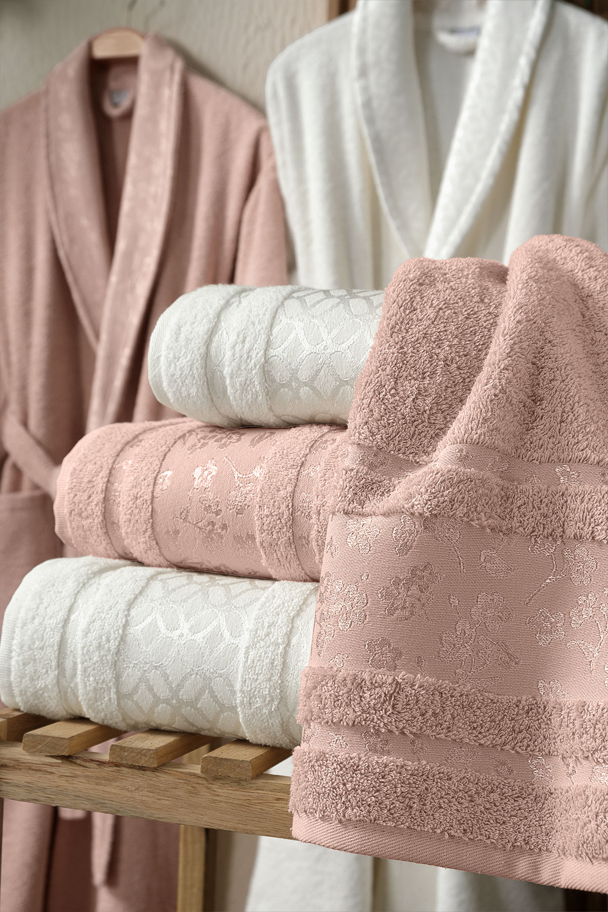 Fiesta Gold Bukle Jakarlı 6 Parça Bornoz Seti - Thumbnail