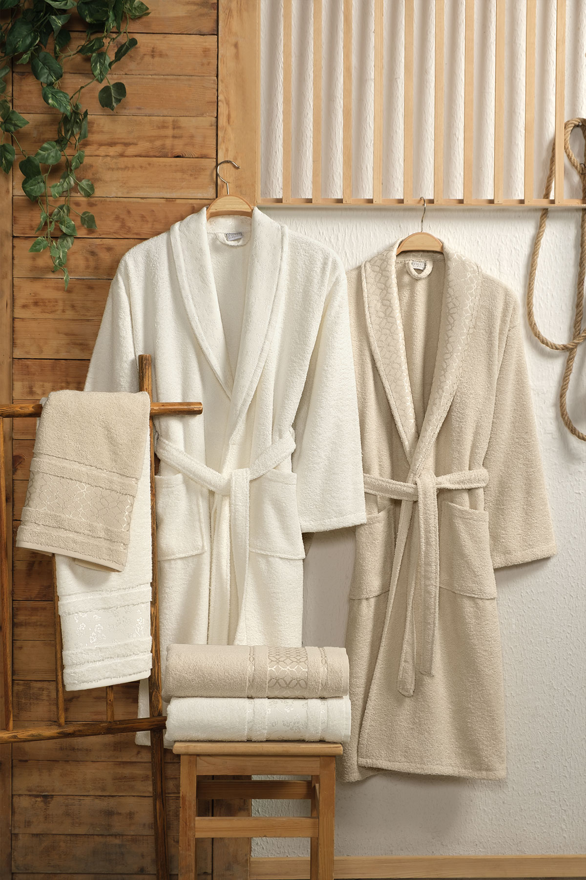 Fiesta Gold Bukle Jakarlı 6 Parça Bornoz Seti - Thumbnail