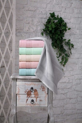 FIESTA - Fiesta İşlemelik Havlu Kadife Boyama Saçaksız 50x90