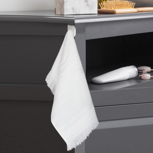 FIESTA - Fiesta İşlemelik Havlu Soft Kadife Jakarlı Saçaklı 30x50 (1)