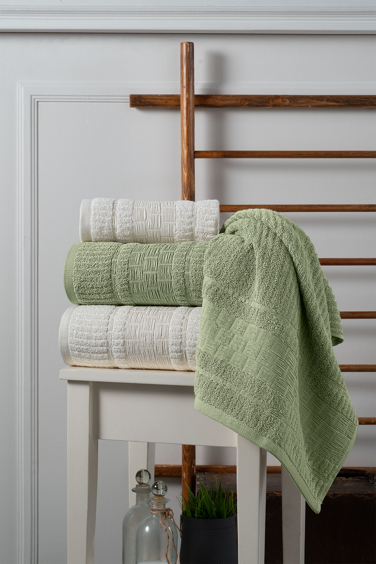 Fiesta Luxury Kare Bürümcük 4 Parça Hamam Takımı - Thumbnail