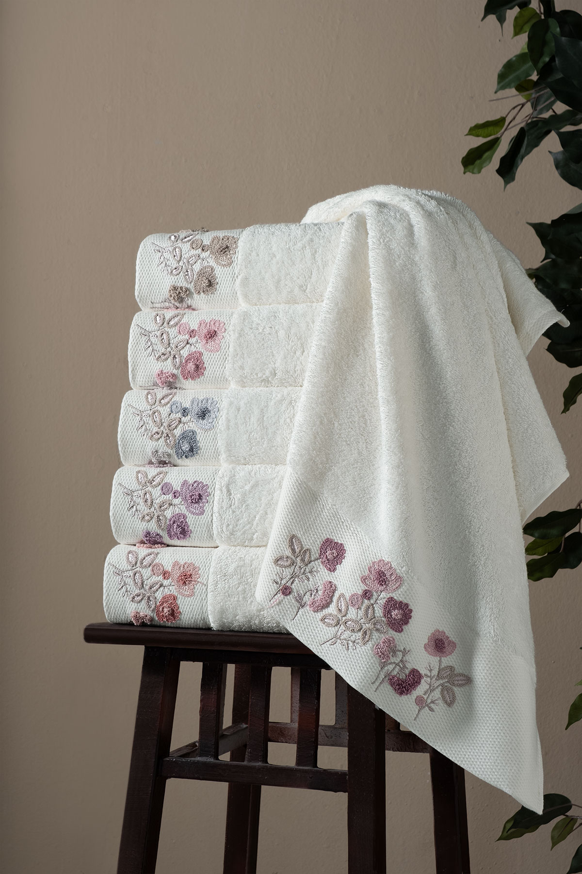 Fiesta Mutfak Havlusu Bambu Süzene Nakışlı 30x50 - Thumbnail