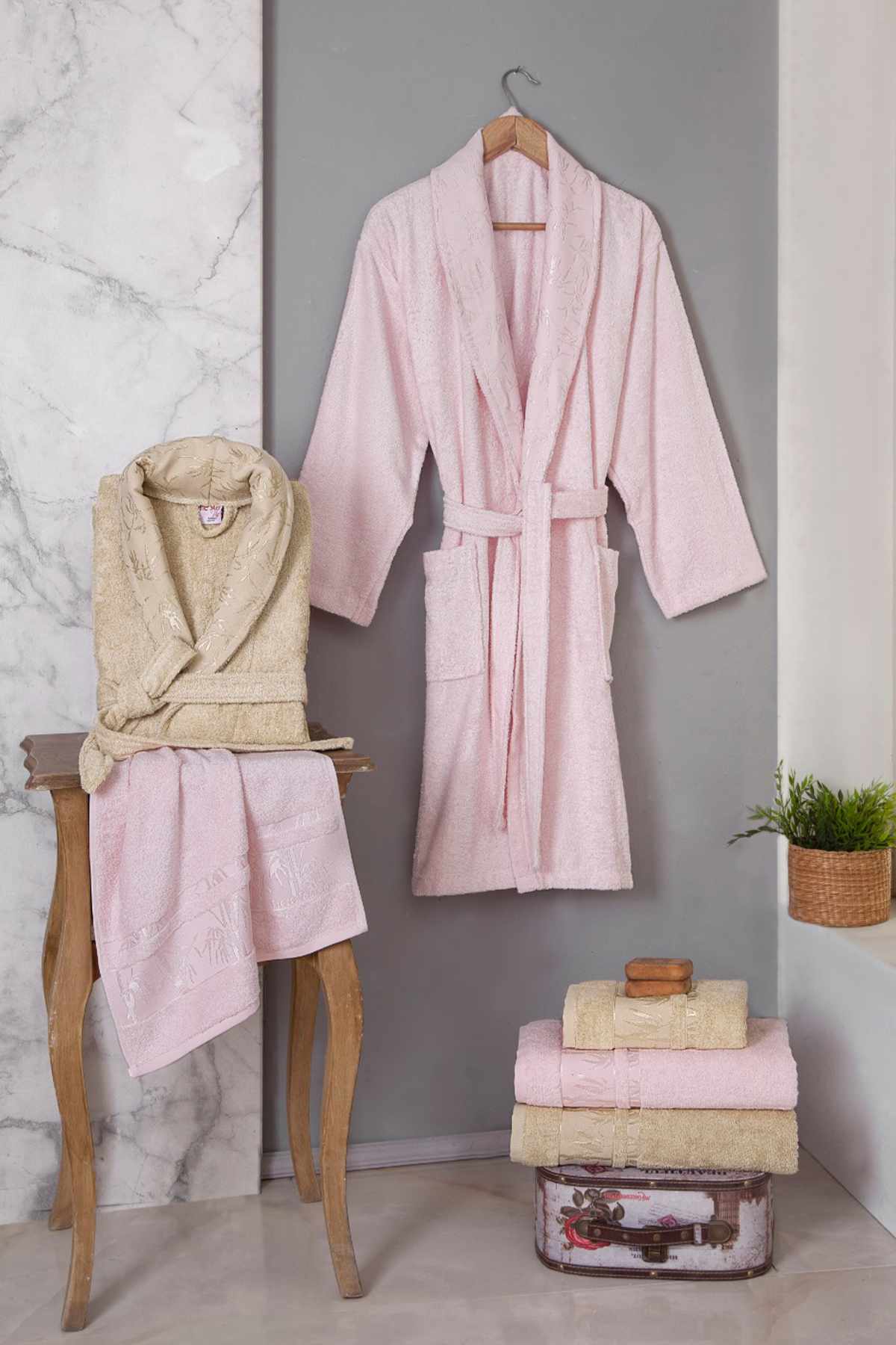 Fiesta Vıp Aile Bornoz Seti Bambu Jakarlı 6 Parça - Thumbnail