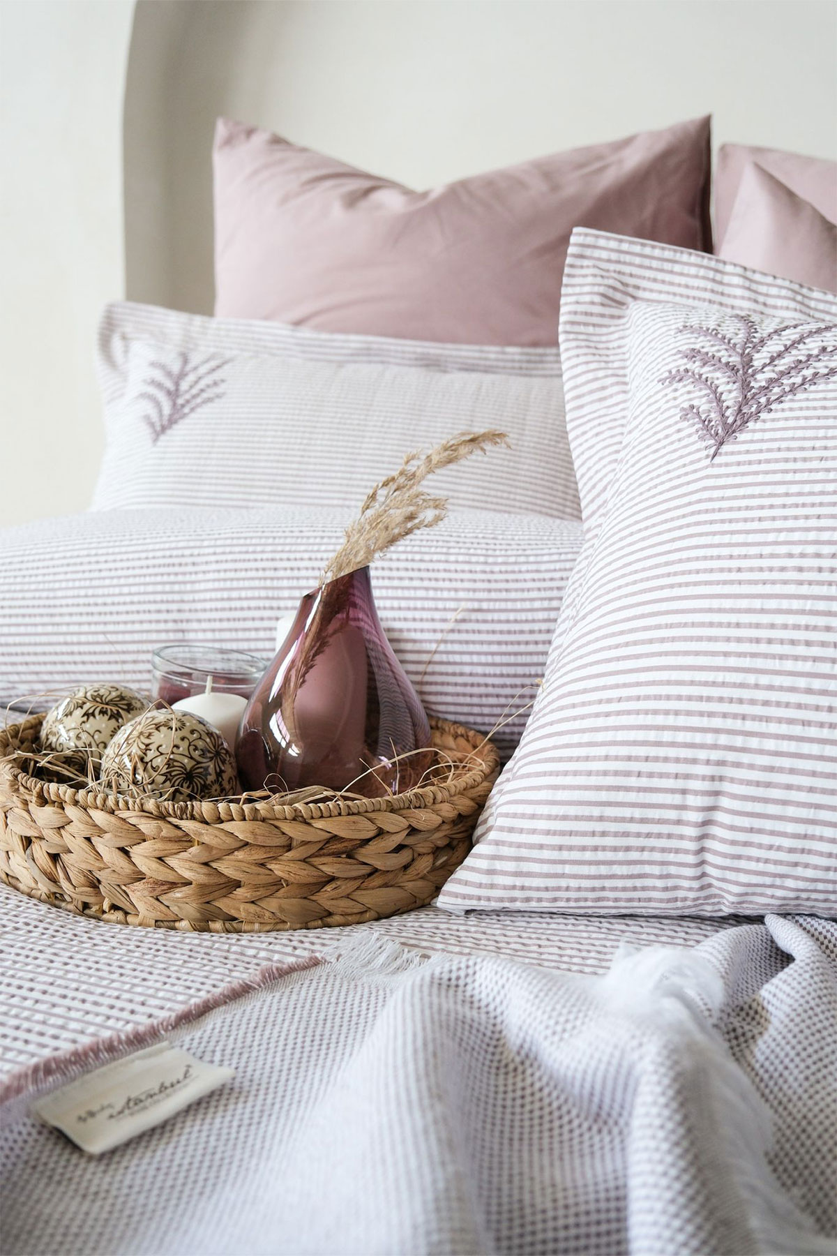 İyi Geceler İstanbul Nevresimli Pike Takımı Maribel 7 Parça Pamuklu - Thumbnail