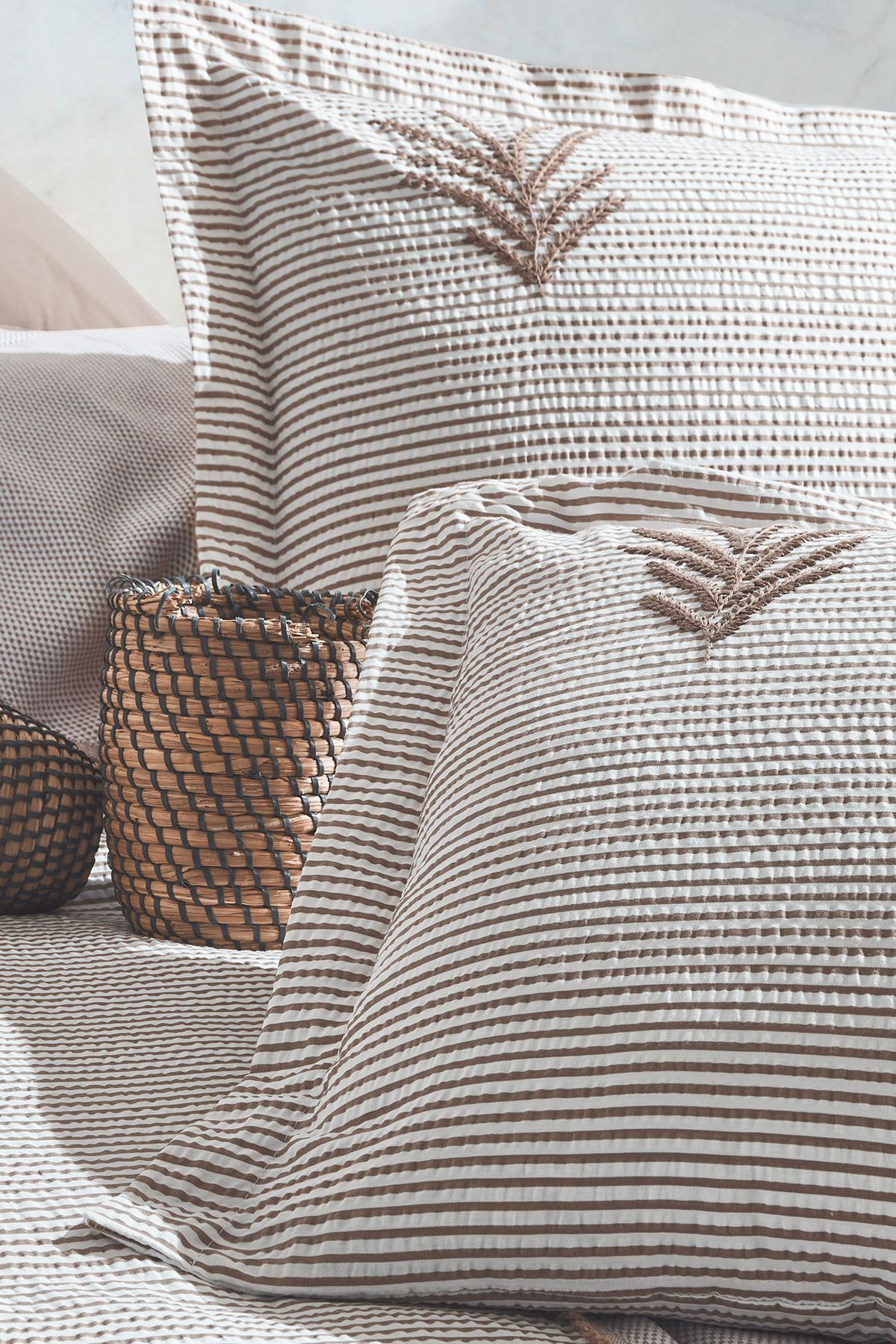 İyi Geceler İstanbul Nevresimli Pike Takımı Maribel 7 Parça Pamuklu - Thumbnail