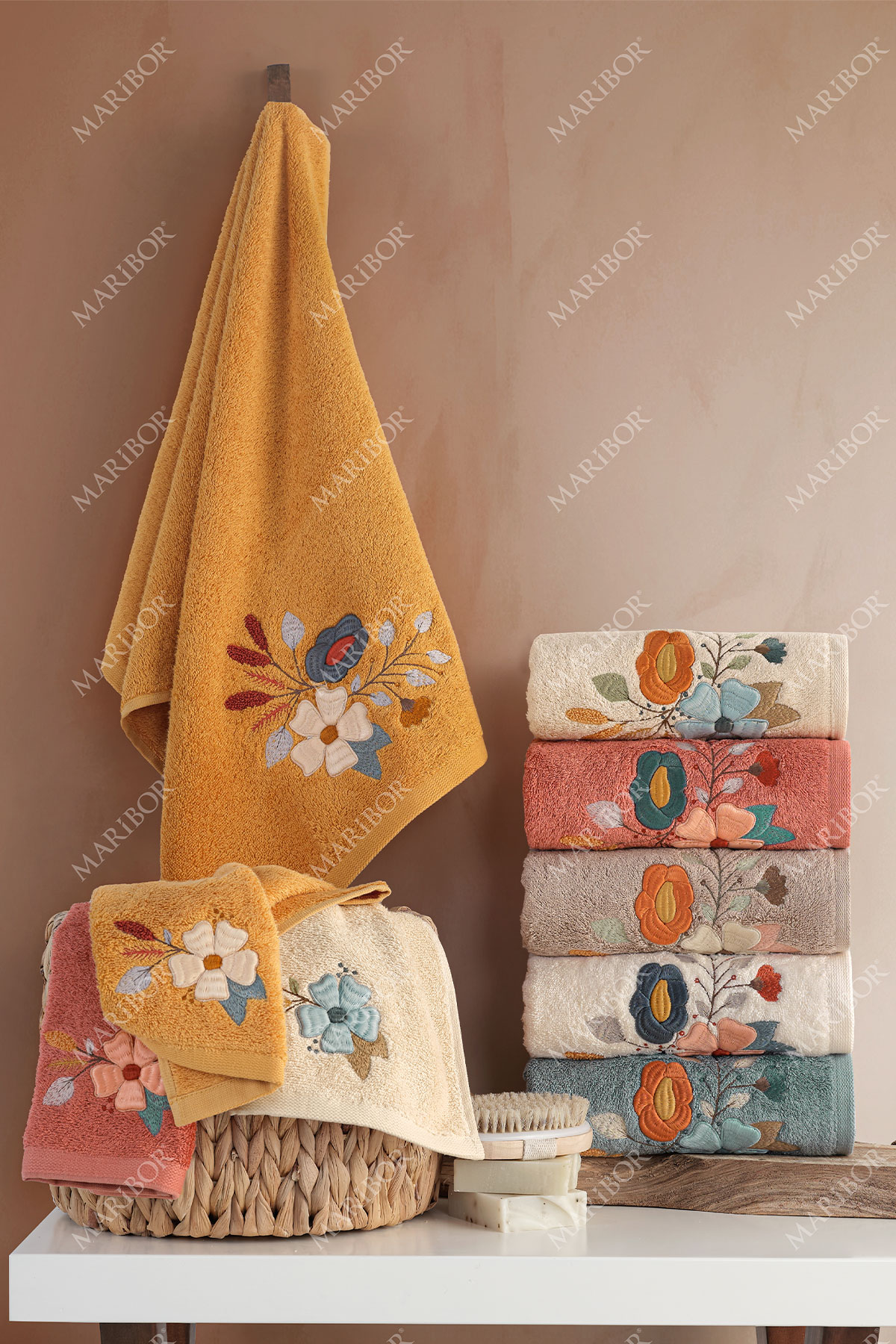 Maribor El Yüz Havlusu Eval Bambu 3D Nakışlı 50x90 - Thumbnail