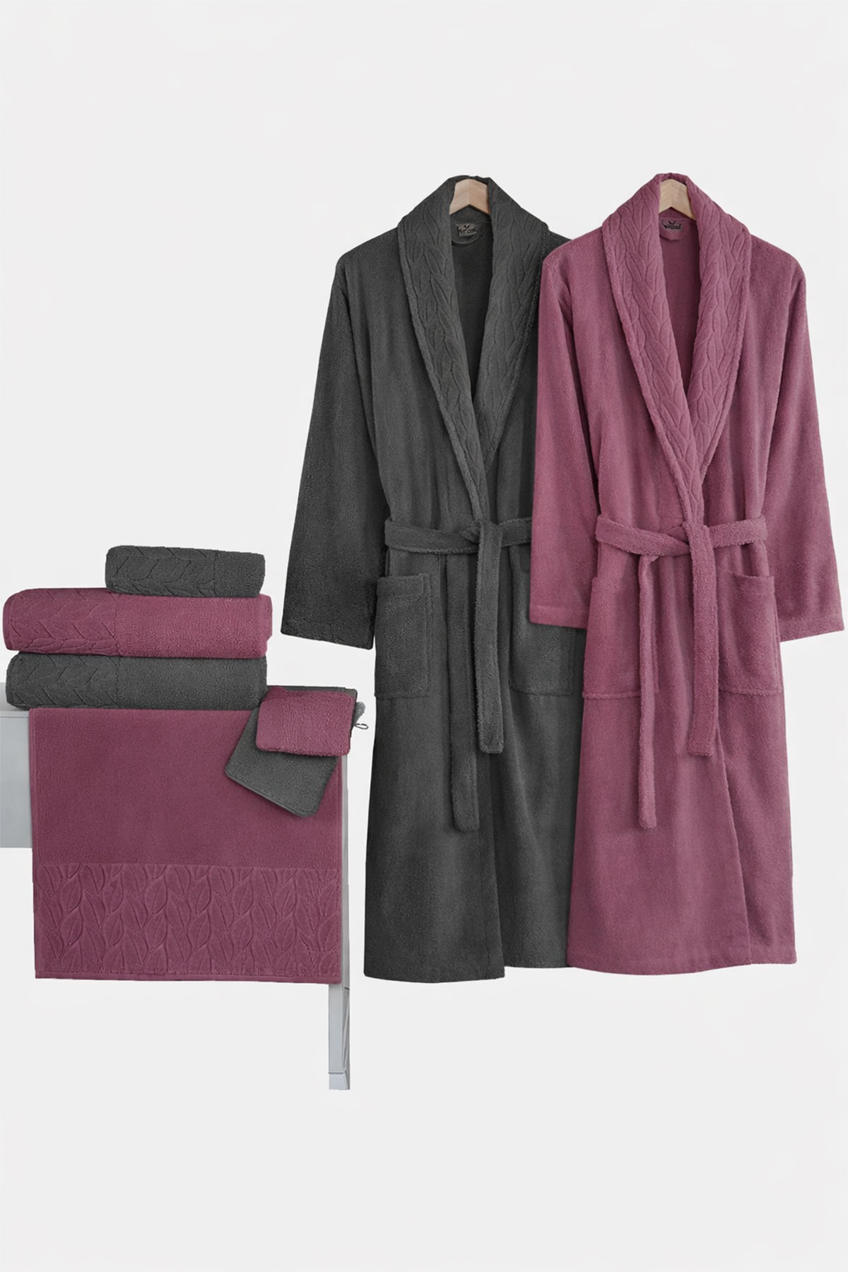 Nurpak Aile Bornoz Seti Hazal Jakarlı Kısmi Kadife 8 Parça - Thumbnail