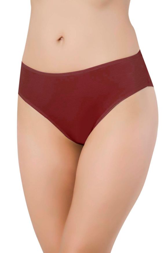 Qamoqxonada xorozlar bilan jinsiy aloqa (haqiqiy video)