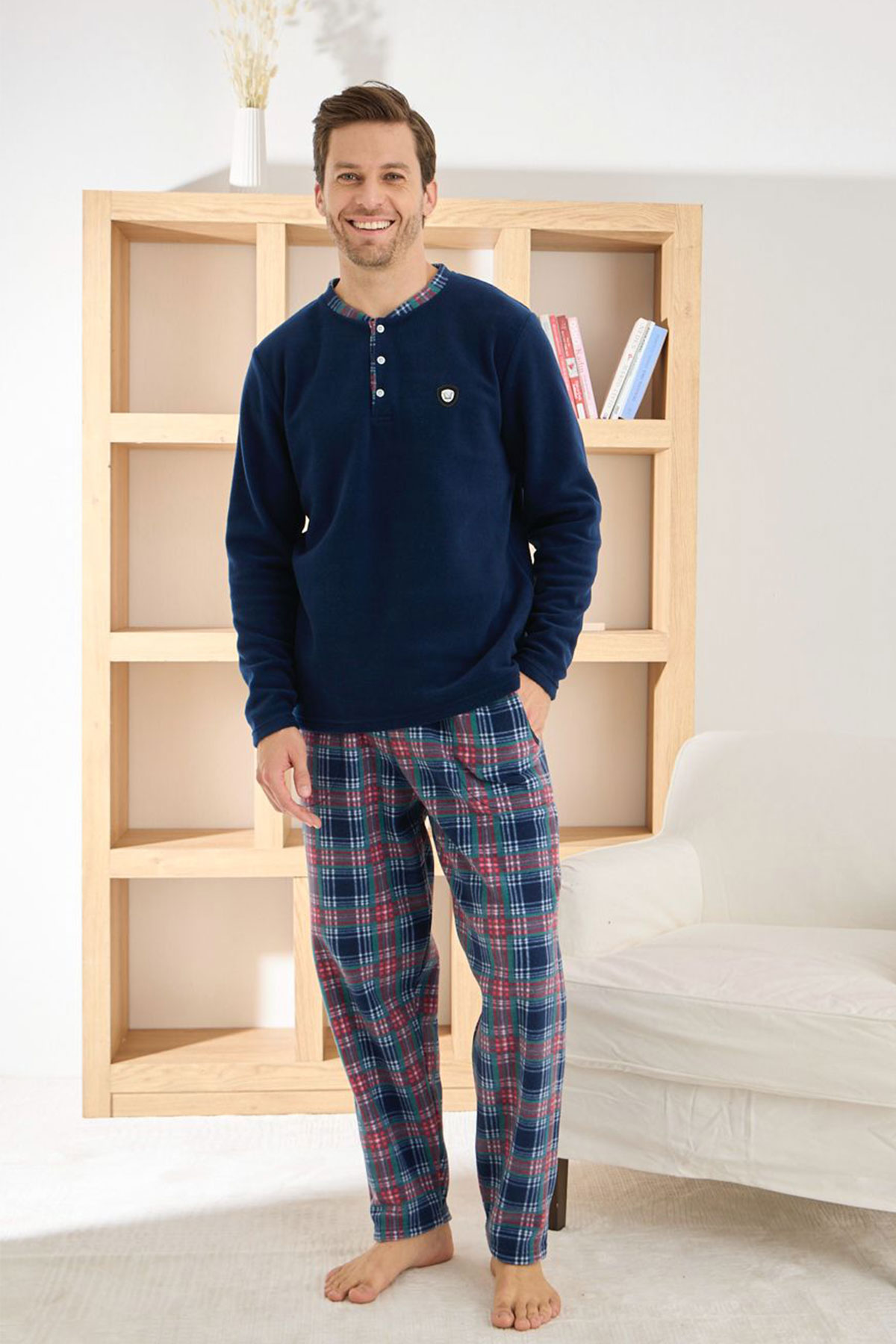 Pijaman Erkek Pijama Takımı Uzun Kollu Üç Düğme Polar Alt Ekose - Lacivert - Thumbnail