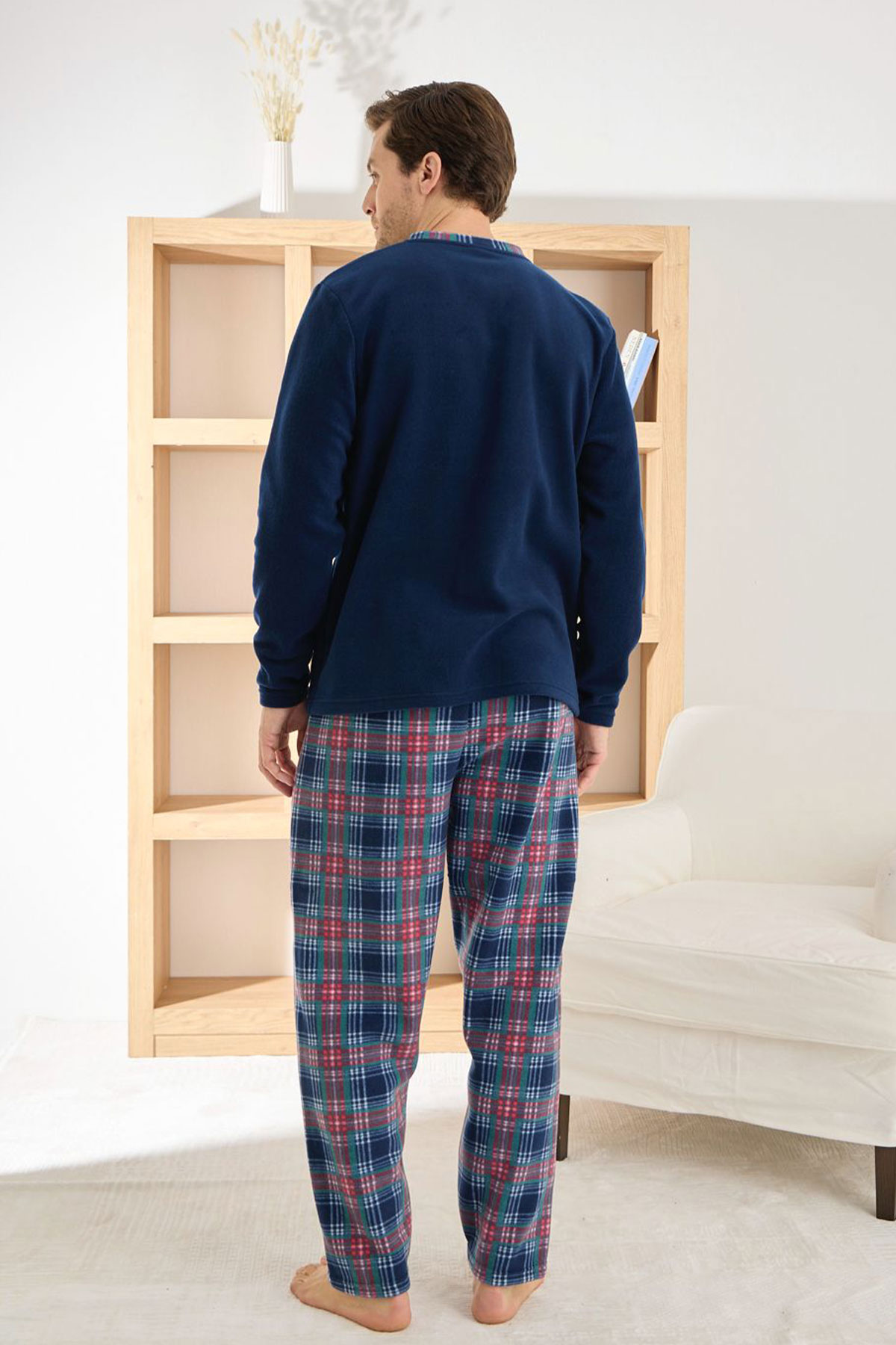 Pijaman Erkek Pijama Takımı Uzun Kollu Üç Düğme Polar Alt Ekose - Lacivert - Thumbnail