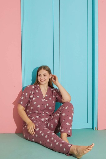 PİJAMONİ - Pijamoni Kadın Büyük Beden Gömlek Yaka Pijama Takımı Kısa Kollu Milan Kumaş Çiçekli - Gülkurusu (1)