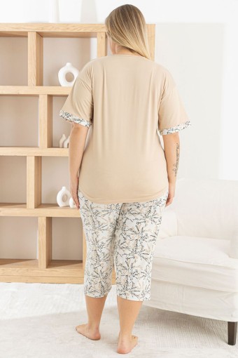 PİJAMONİ - Pijamoni Kadın Büyük Beden Kapri Takımı Kısa Kollu Desenli Milan - Bej (1)