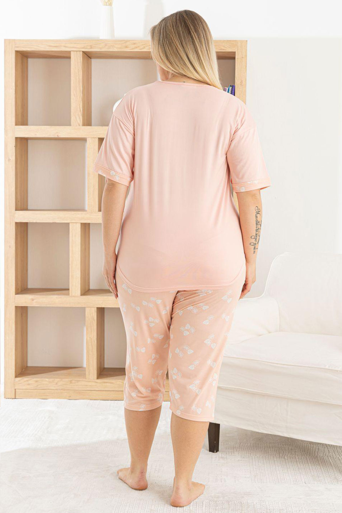 Pijamoni Kadın Büyük Beden Kapri Takımı Kısa Kollu Desenli Milan - Somon - Thumbnail