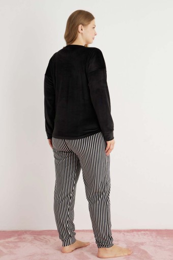 PİJAMONİ - Pijamoni Kadın Büyük Beden Pijama Takımı Uzun Kollu Kadife Paça Manşetli Önü Yazılı Çizgili - Siyah (1)
