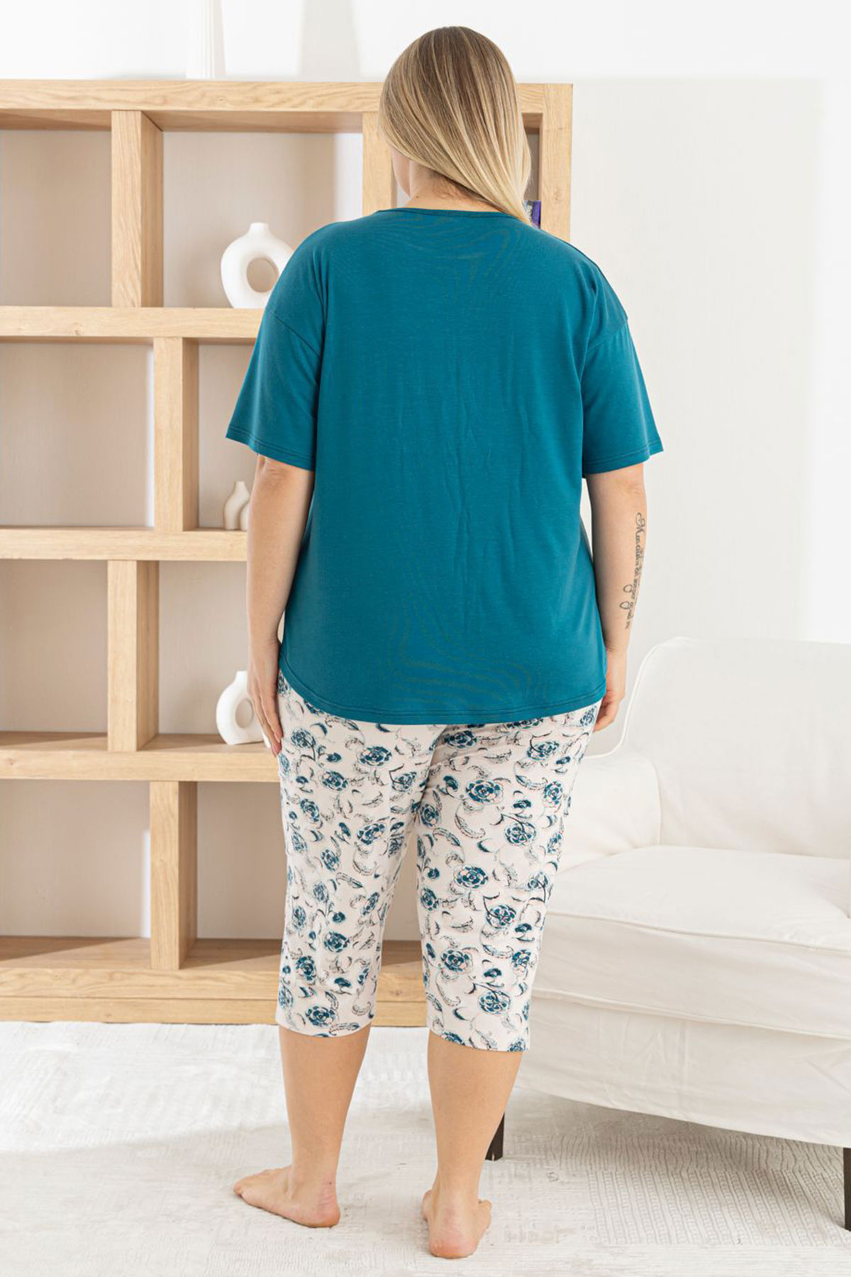 Pijamoni Kadın Kapri Takımı Kısa Kollu Bisiklet Yaka Çiçek Desenli Ring Viskon - Petrol Yeşili - Thumbnail